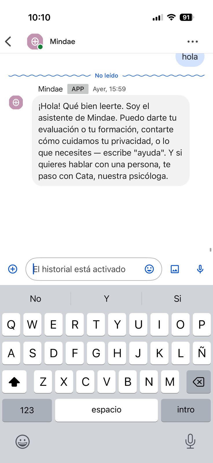 El asistente de Mindae escribiendo por el chat de la empresa